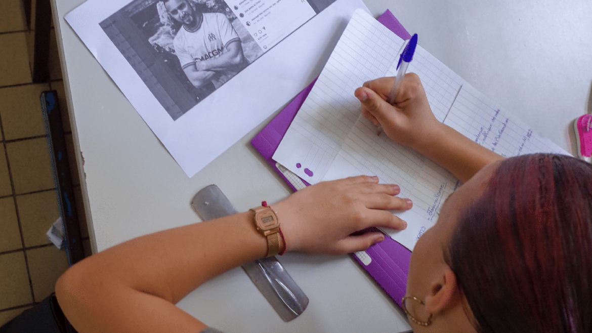 Au lycée Jean Perrin, les jeunes s’intéressent aux sources d’information